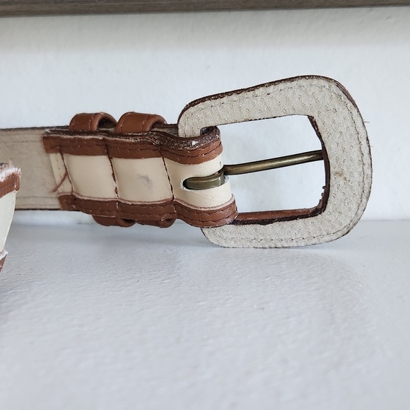 Vintage Talbots 2 tone beige/brown Leather belt Sz S Made in Italy main image 7